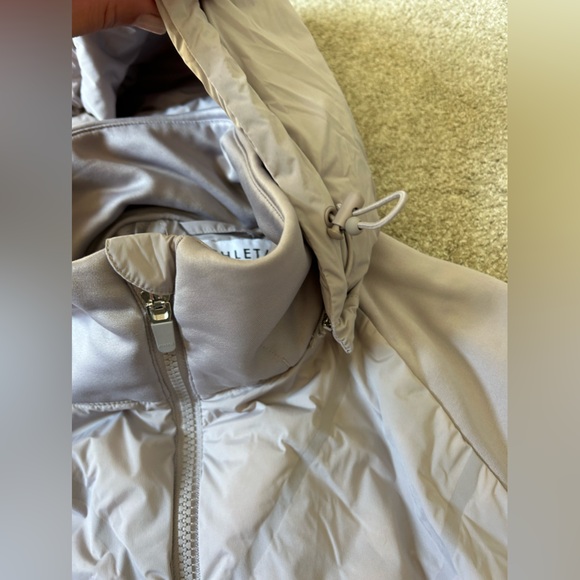 Athleta Inlet Jacket, Tinsel Purple, Medium - Picture 6 of 13